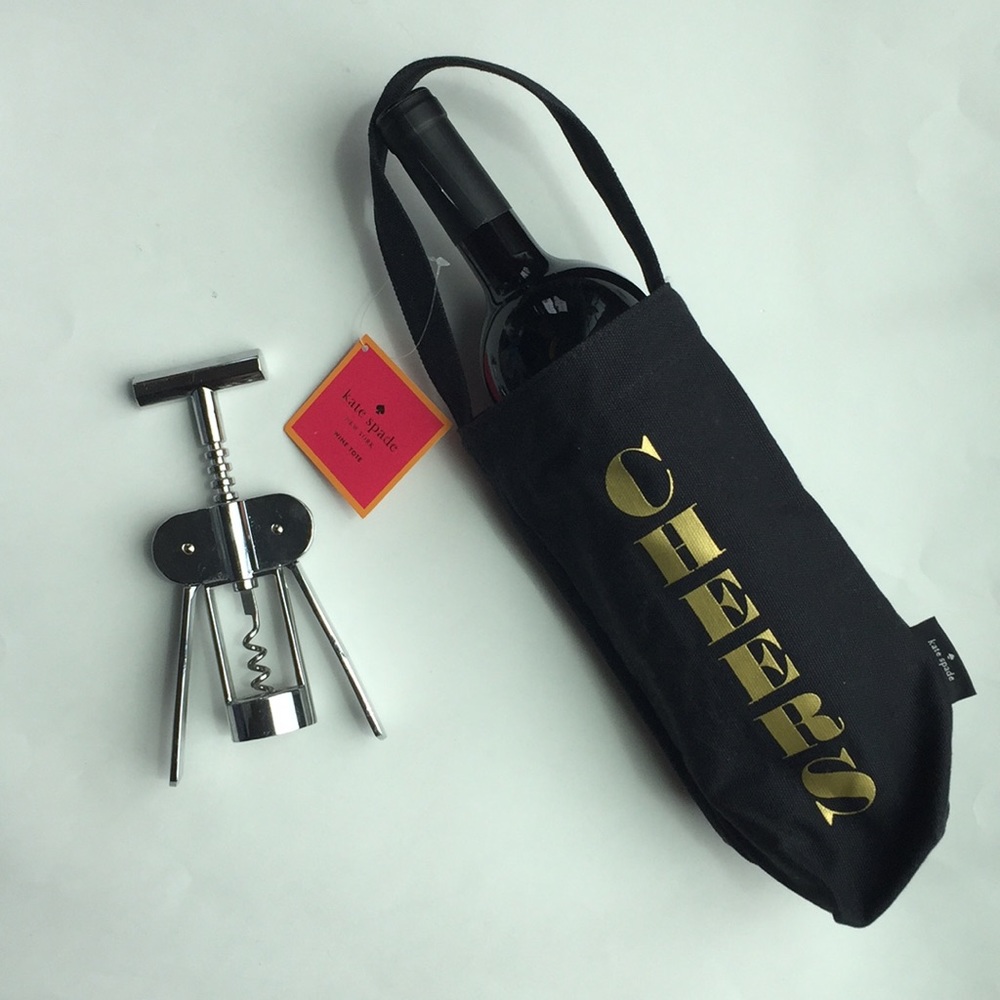 New with tag KATE SPADE STURDY CANVAS WINE TOTE ♠️